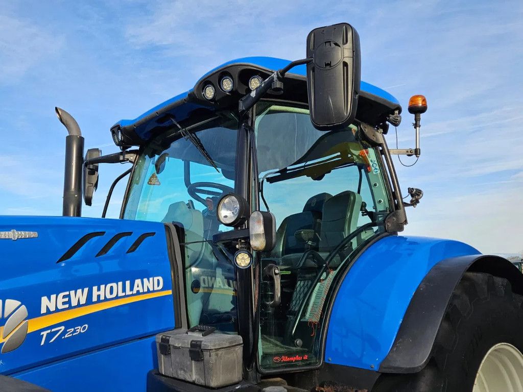 New Holland T7.230 Autocommand