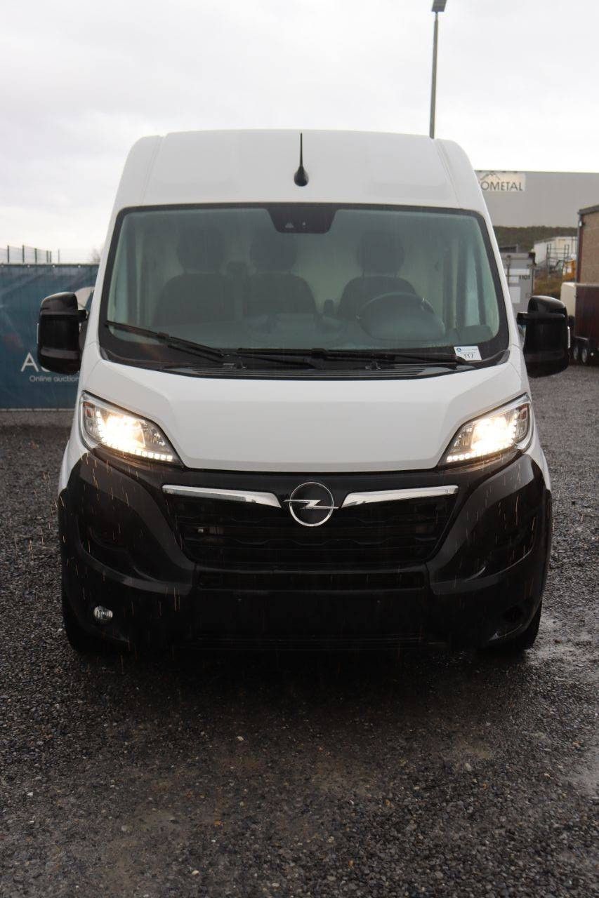 Opel Movano Diesel 2023 Transporter