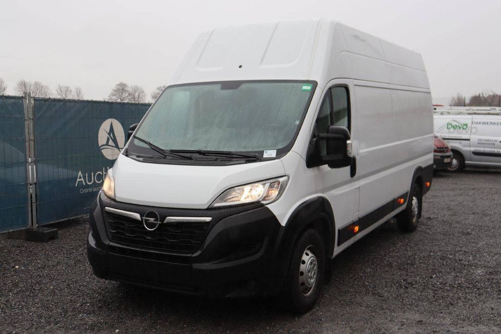 Opel Movano Diesel 2023 Transporter
