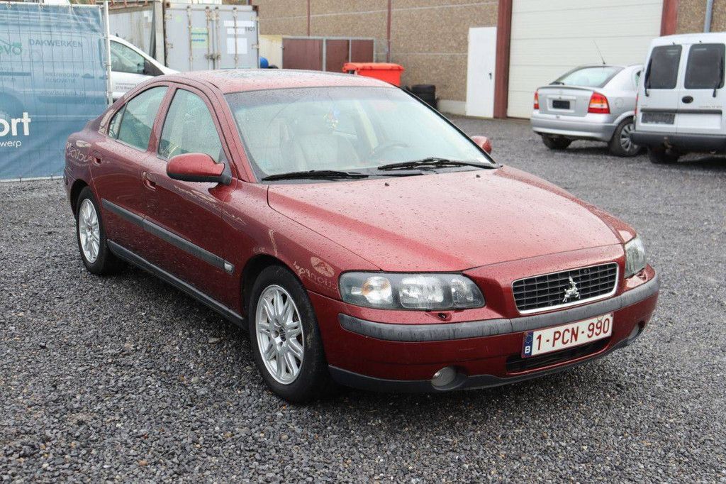 Pkw Volvo S60 LPG + Benzin 2001 (Marge)