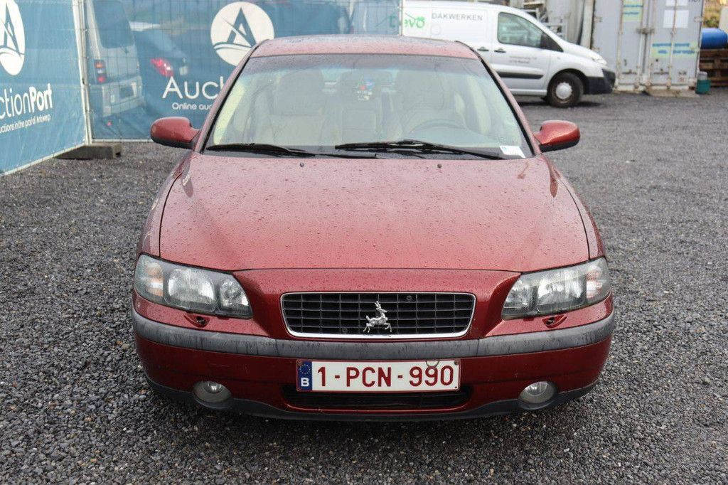 Pkw Volvo S60 LPG + Benzin 2001 (Marge)