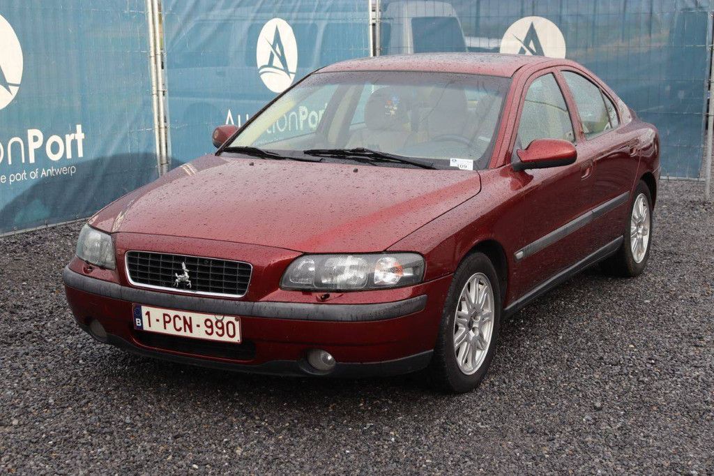 Pkw Volvo S60 LPG + Benzin 2001 (Marge)