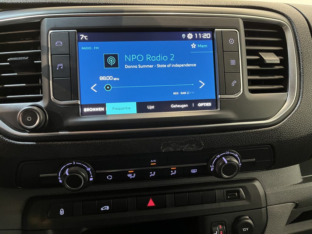 Citroën ë-Jumpy L3 136 75 kWh / 100% Elektrisch !! / Kast-inrichting / Airco / Cruise Control / Klep / 3-Zits / 31.500 KM !!