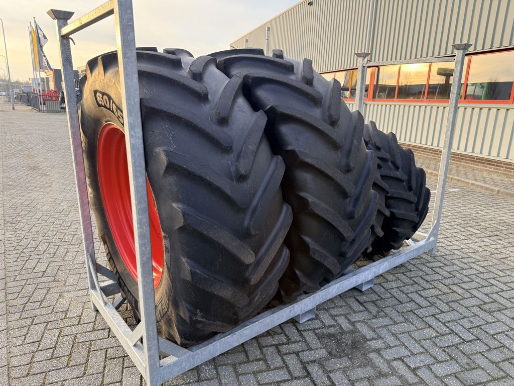 Michelin Multibib 650/65R38 & 540/65R28 Set