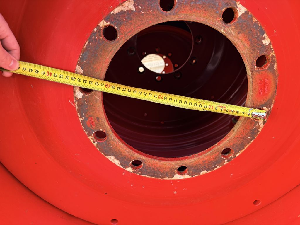 Michelin Multibib 650/65R38 & 540/65R28 Set