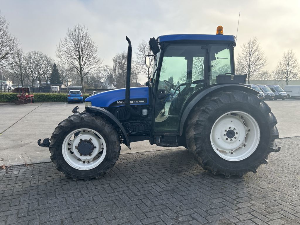 New Holland TN75S 2000