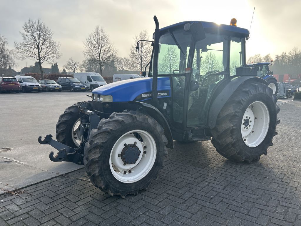 New Holland TN75S 2000