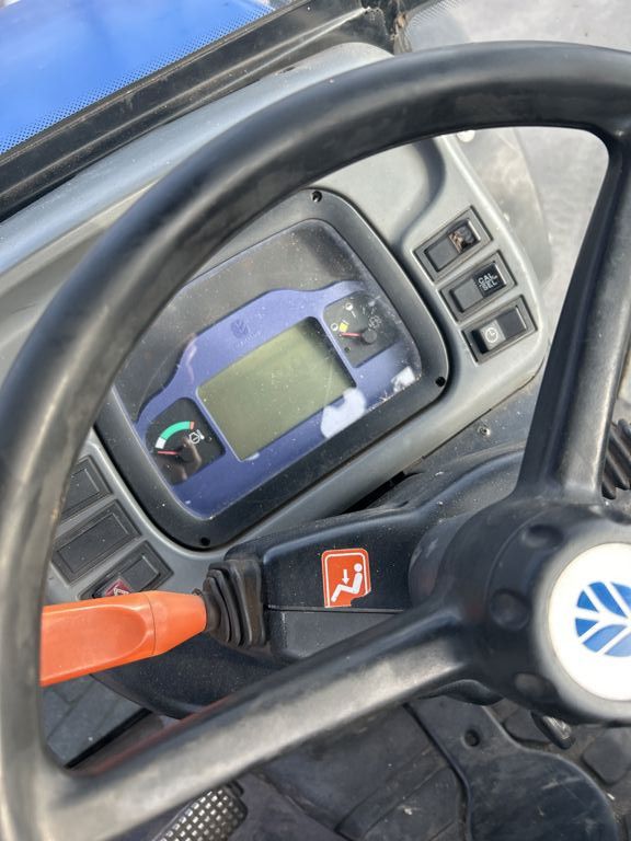 New Holland TN75S 2000