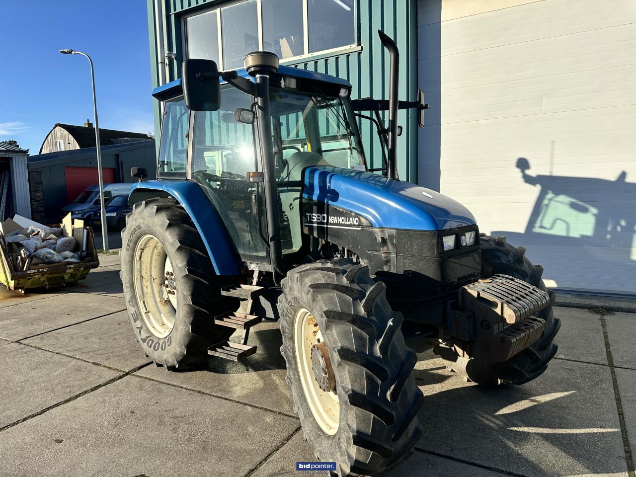New Holland TS90