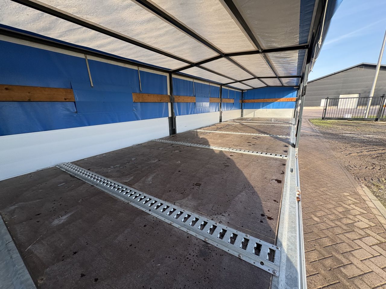 Be oplegger huif LMJ 6.7 TON (2013)