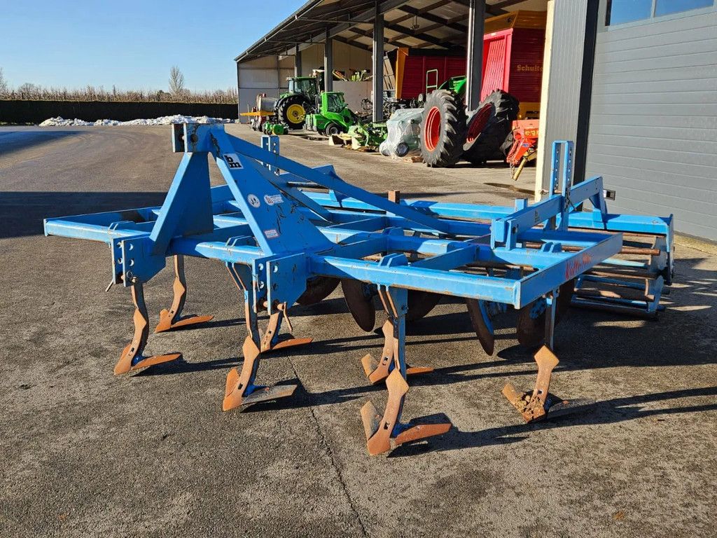 Buts Meulepas CM 7T stoppelcultivator
