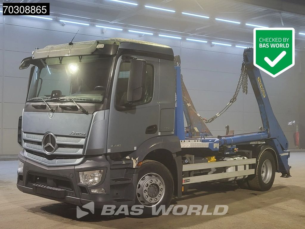 Mercedes Antos 1836 4X2 Palfinger M14T-25 MPA skiploader Automatic Airco Euro 6