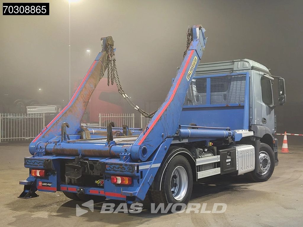 Mercedes Antos 1836 4X2 Palfinger M14T-25 MPA skiploader Automatic Airco Euro 6