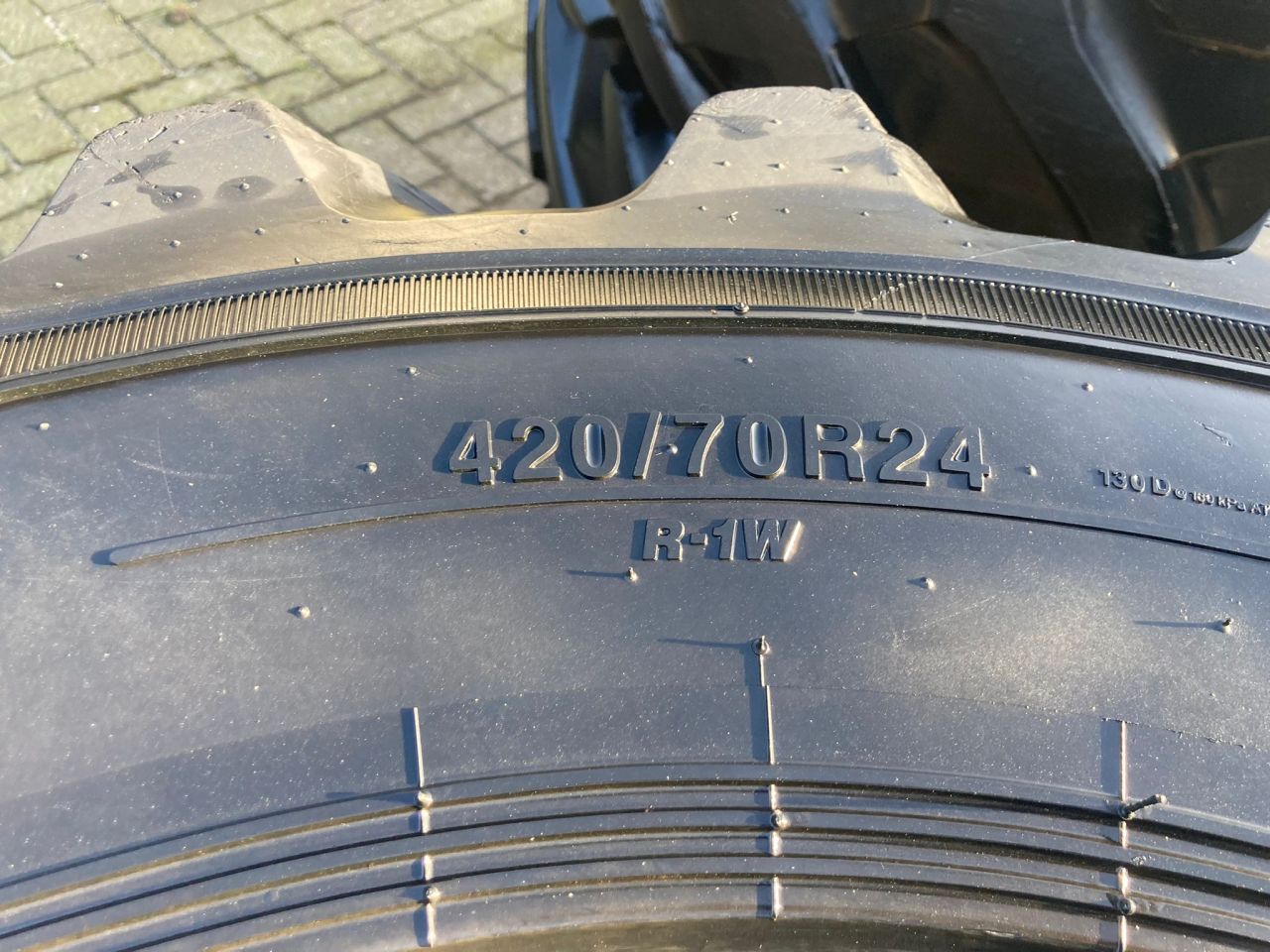 Trelleborg 540/65 R38 + Alliance 420/70R24