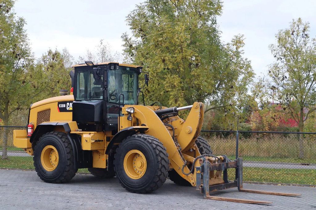 Caterpillar 938 M | 2X BUCKET | JIB | FORKS | BSS | GOOD CONDITION