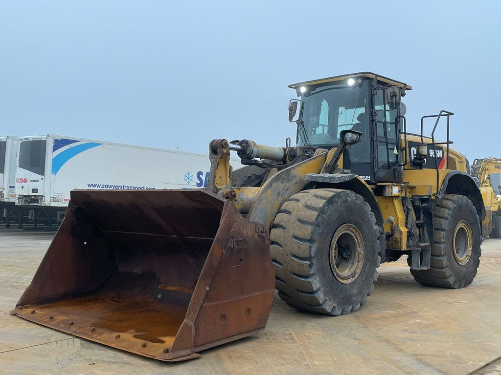 Caterpillar 966M