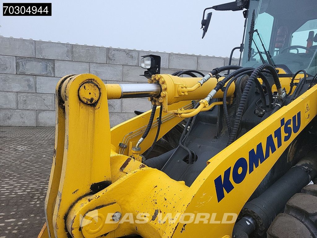 Komatsu WA380 -8E0 QUICK COUPLER