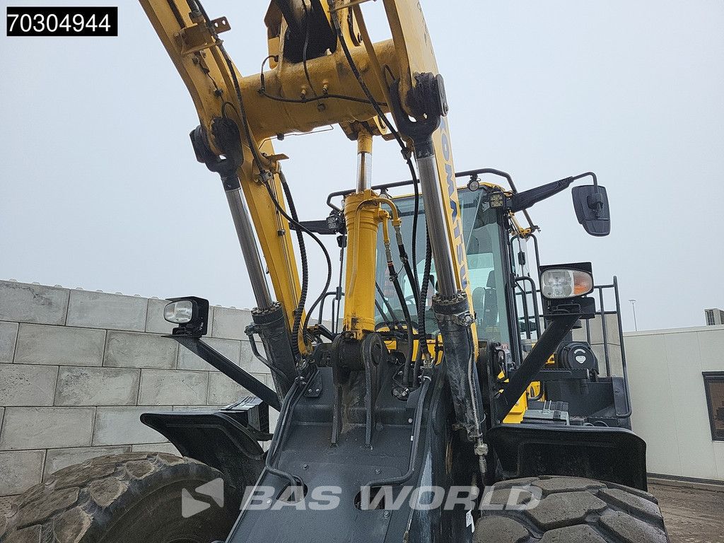 Komatsu WA380 -8E0 QUICK COUPLER