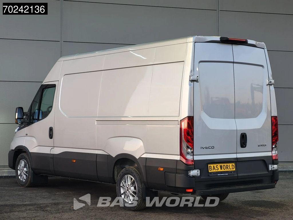 Iveco Daily 35S21 BPM VRIJ! 3.0L Automaat L2H2 210PK 2025-Model 3,5t Trekgewicht ACC LED Navi LM-Velgen Camera Euro6 L2 12m3 A/C