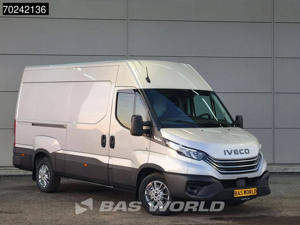 Iveco Daily 35S21 BPM VRIJ! 3.0L Automaat L2H2 210PK 2025-Model 3,5t Trekgewicht ACC LED Navi LM-Velgen Camera Euro6 L2 12m3 A/C