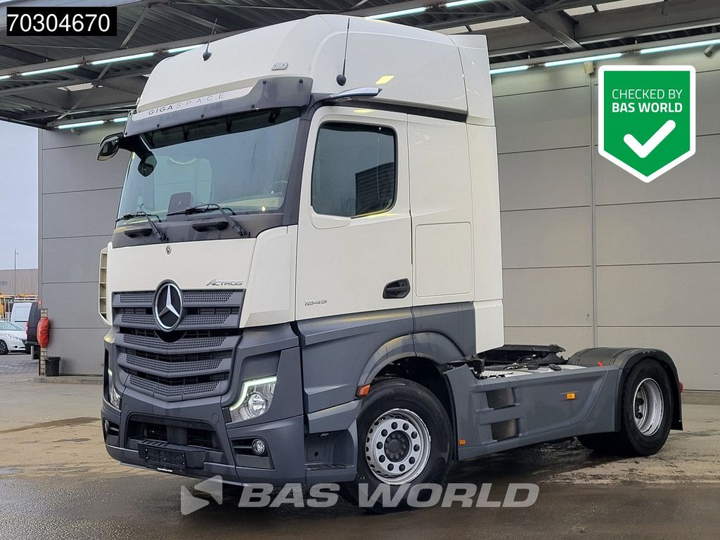 Mercedes Actros 1845 4X2 GigaSpace Retarder MirrorCam Navi Euro 6