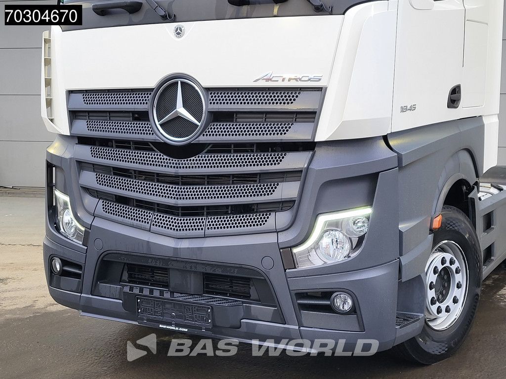 Mercedes Actros 1845 4X2 GigaSpace Retarder MirrorCam Navi Euro 6