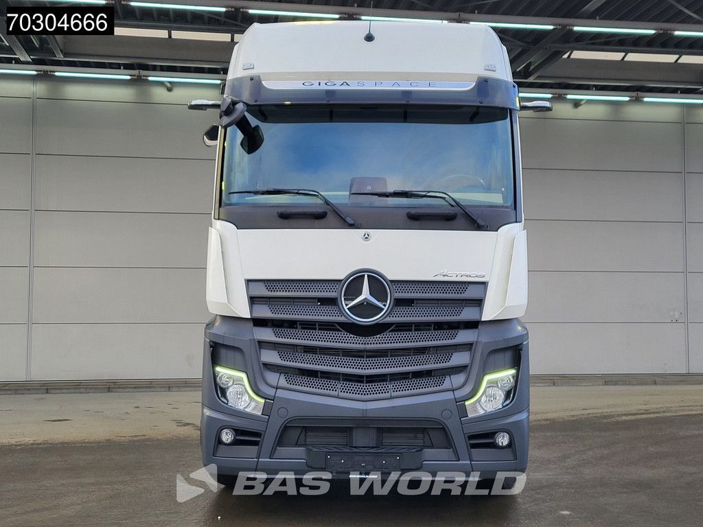 Mercedes Actros 1845 4X2 GigaSpace Retarder MirrorCam Navi Euro 6