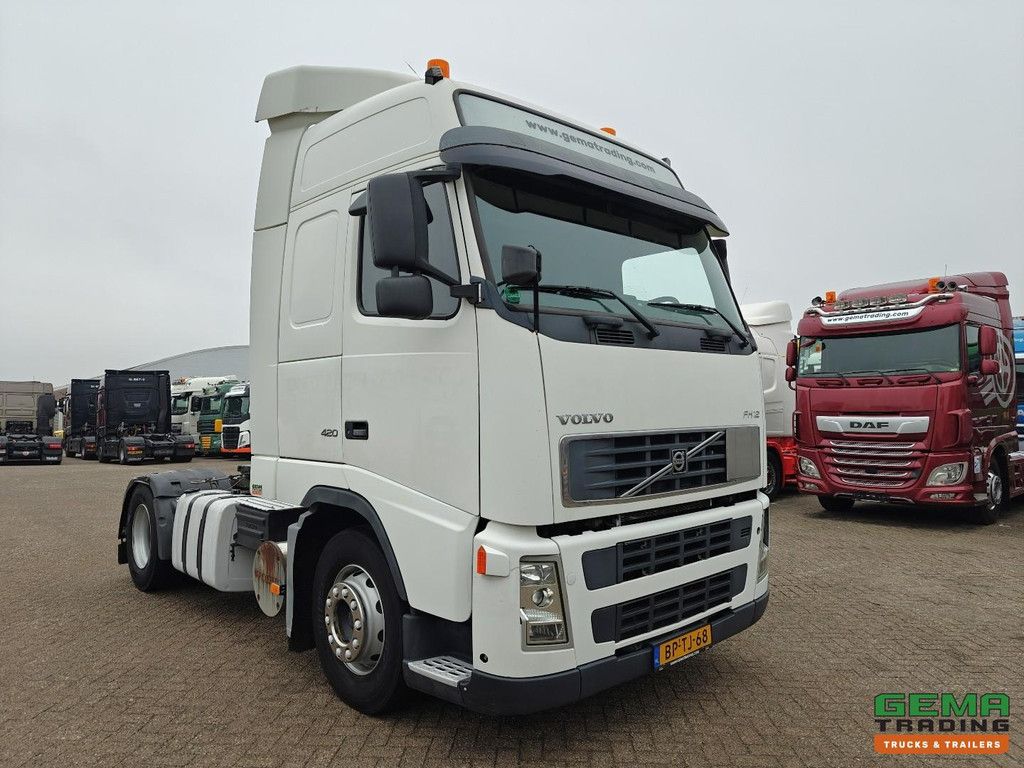 Volvo FH12-420 4x2 Globetrotter Euro3 - Dubbele Tanks - NL truck