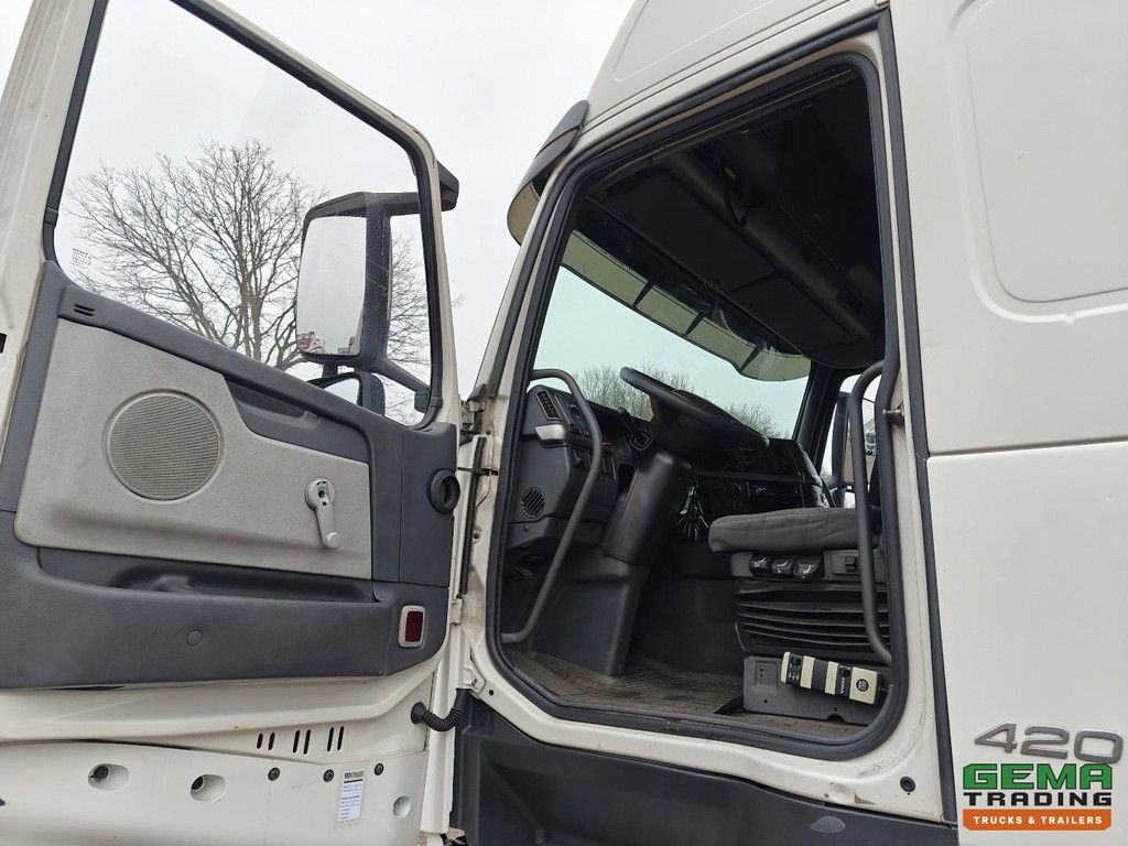 Volvo FH12-420 4x2 Globetrotter Euro3 - Dubbele Tanks - NL truck