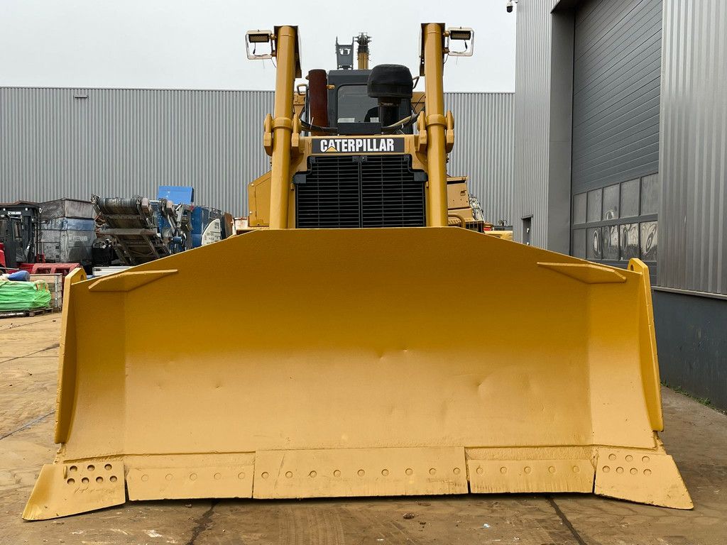 Caterpillar D8R - Ripper / Canopy
