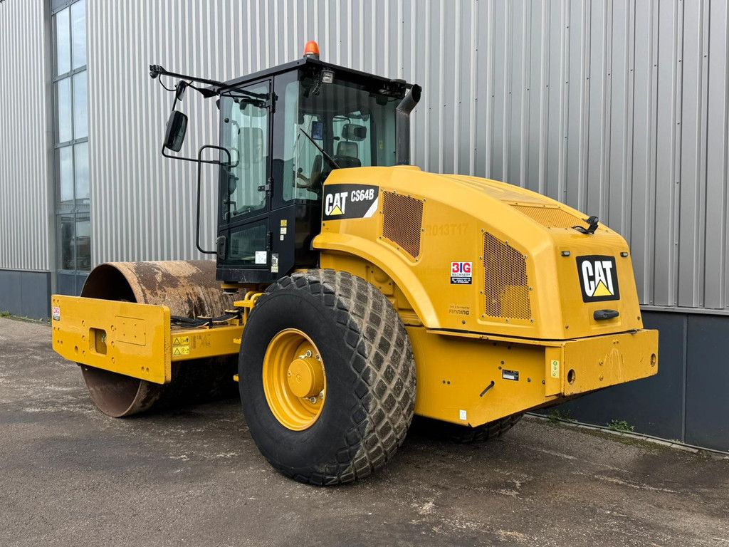 Caterpillar CS64B