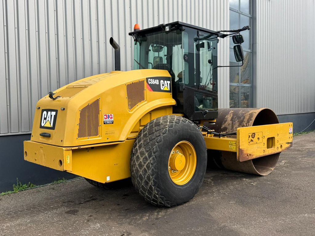 Caterpillar CS64B