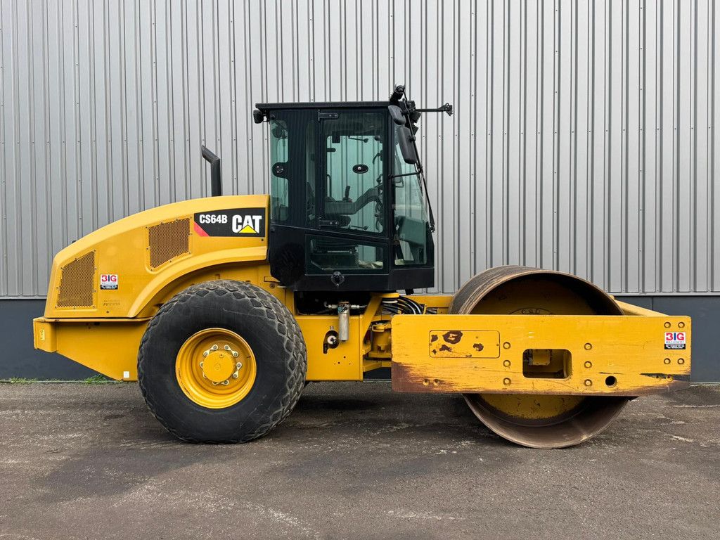 Caterpillar CS64B