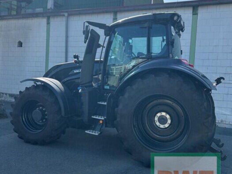 Valtra T215D