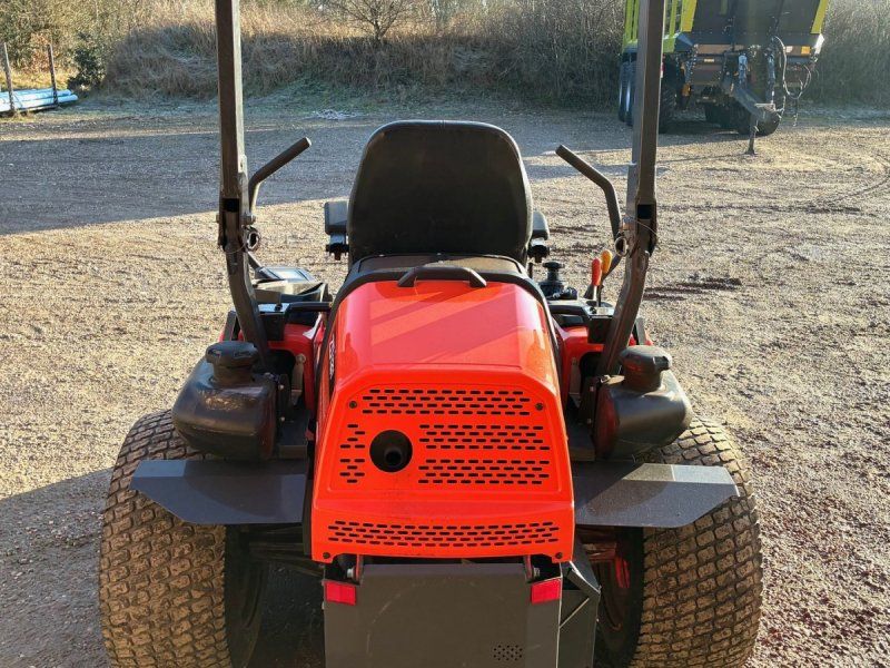 Kubota ZD1211R-60 Zero Turn