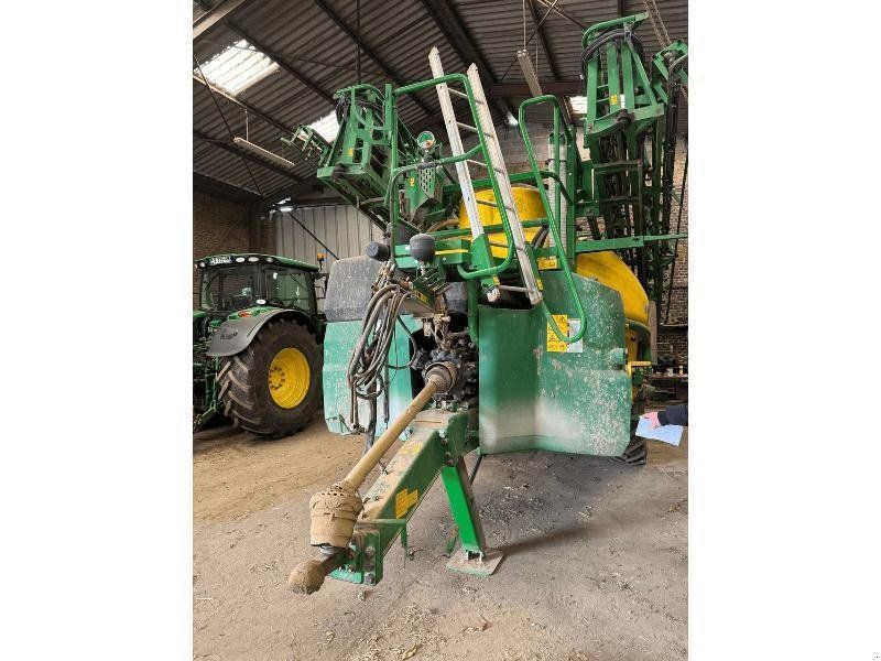 John Deere M952I
