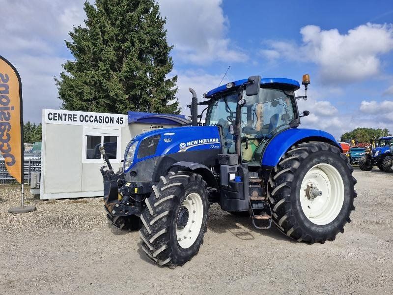 New Holland T7.200AC