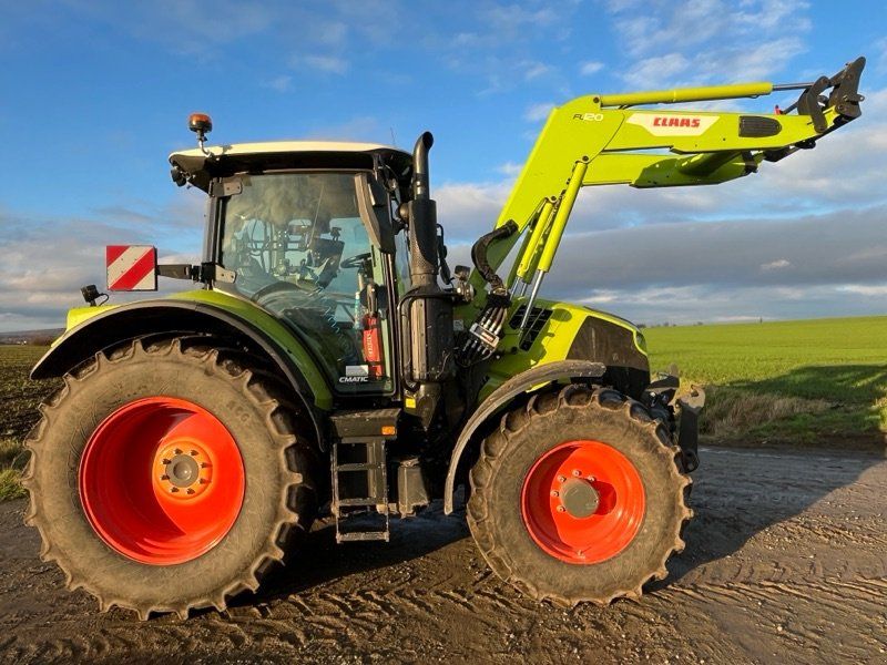 Claas Arion 550 CMATIC