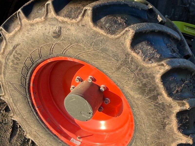 Claas Arion 550 CMATIC