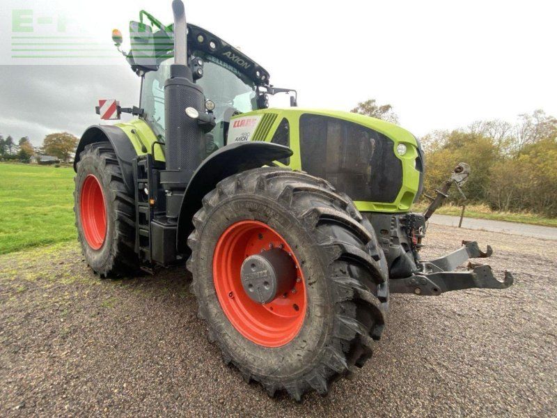 Claas AXION 930