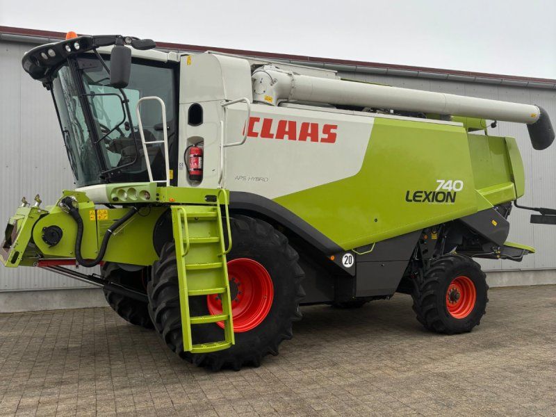 Claas Lexion 740