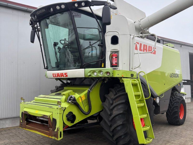 Claas Lexion 740