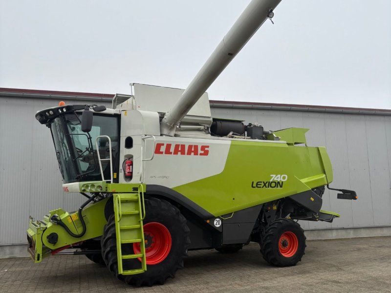 Claas Lexion 740
