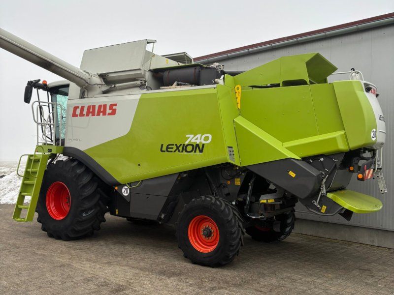 Claas Lexion 740