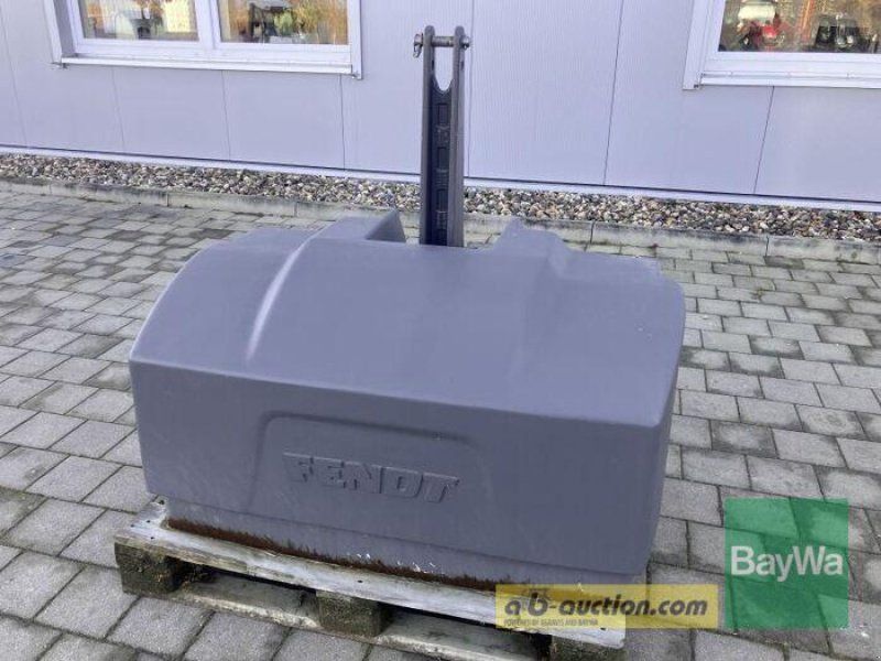 Fendt Z GEWICHT 3300 KG #A020