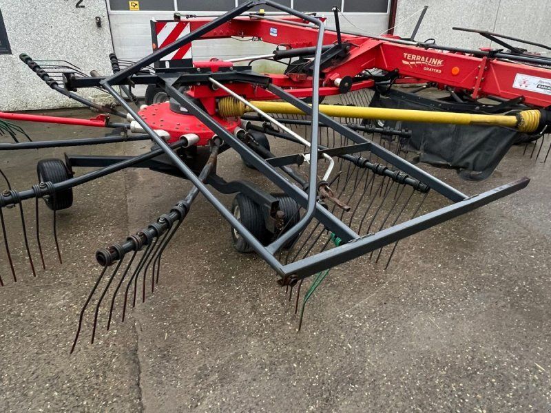 Vicon And 843 And 843