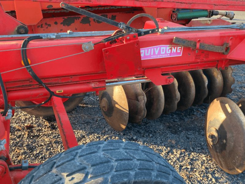 Quivogne DECHAUMEUR A DISQUES