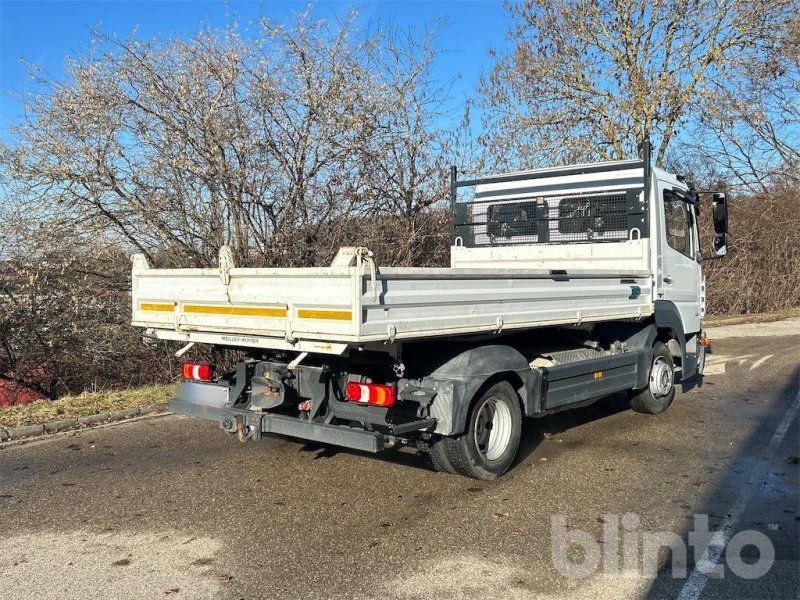 Mercedes-Benz Atego 823