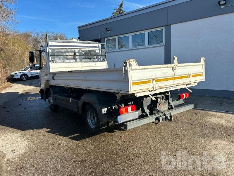 Mercedes-Benz Atego 823