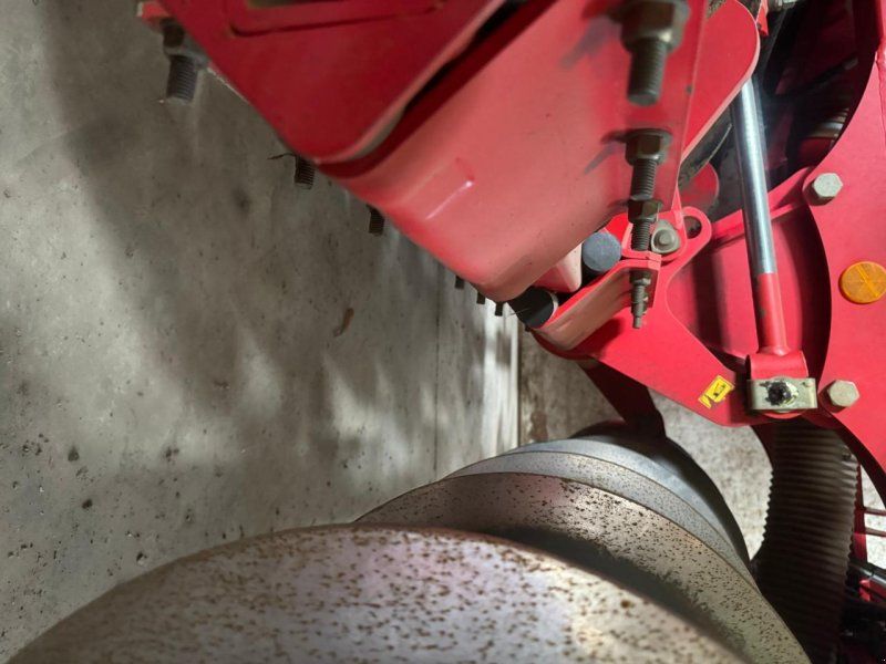 Pöttinger Terrasem C6 Artis